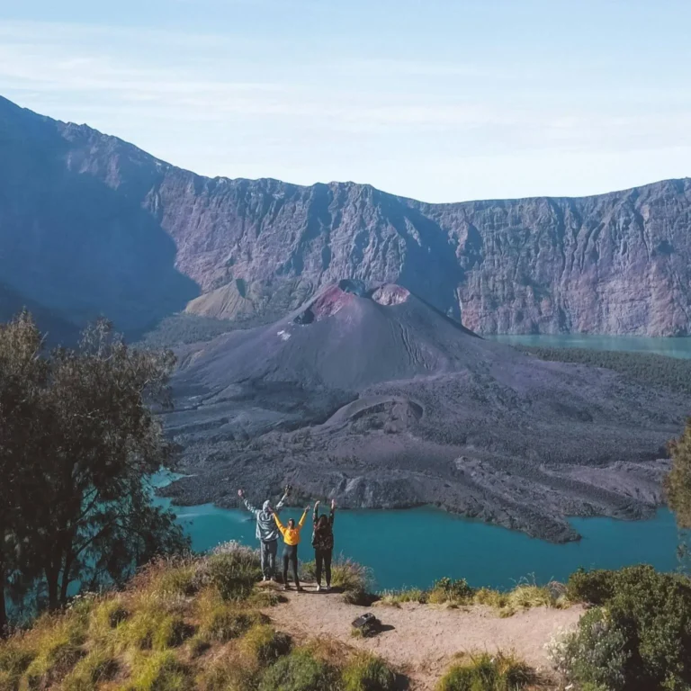 Rinjani Mountain Trekking Hero Img