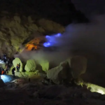 Kawah Ijen blue fire tour
