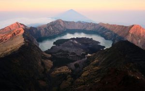 rinjani trekking