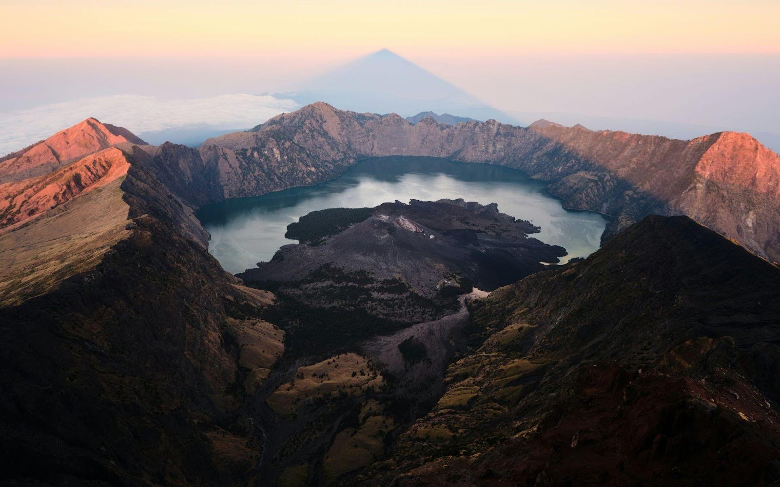 rinjani trekking
