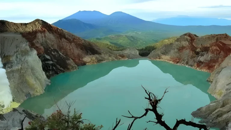 Ijen Crater